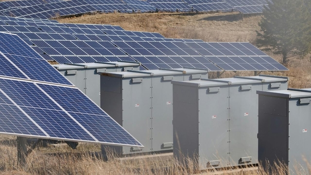 Community batteries could cut bills